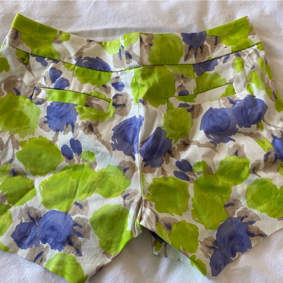 JCREW floral side zip shorts size 6 - Picture 5 of 6